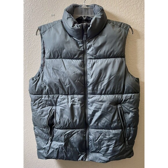 Old Navy Jackets & Blazers - OLD NAVY WARM VEST COLOR GRAY NYLON/POLY PUFFER ZIP UP SIZE S/P/CH EUC